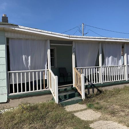 Queen Anne'S Revenge At The Beach Cottage Kitty Hawk Exterior foto