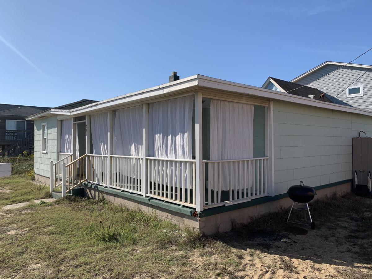 Queen Anne'S Revenge At The Beach Cottage Kitty Hawk Exterior foto