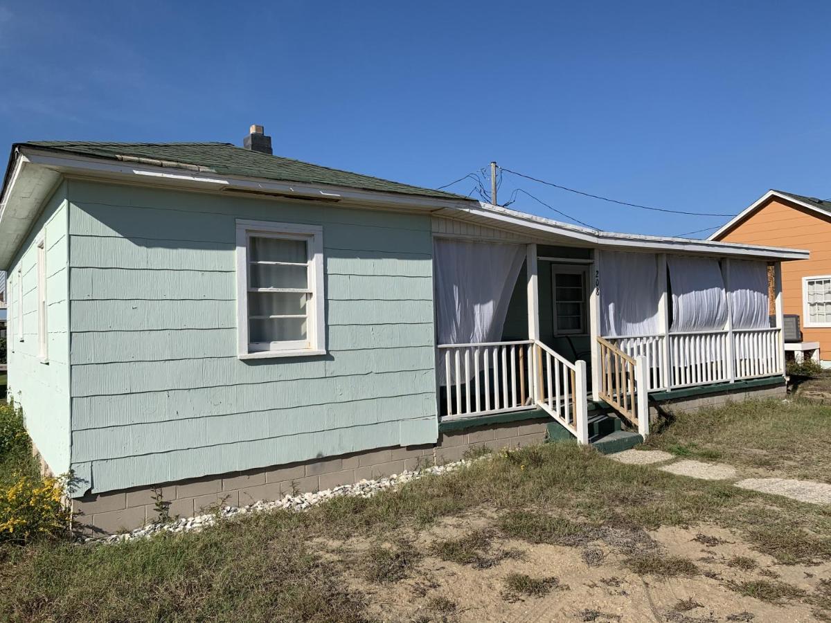 Queen Anne'S Revenge At The Beach Cottage Kitty Hawk Exterior foto